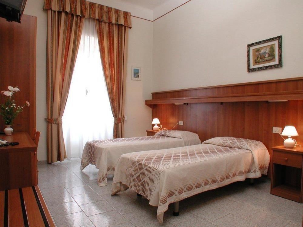 Hotel Altavilla 9 Roma Exterior foto